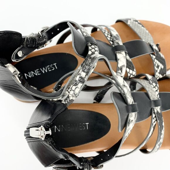 Nine West Gladiator Strappy Sandals Flats 9.5M Women Snake Print Gray Black BOHO - Picture 7 of 13